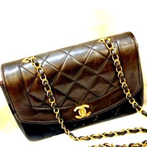 CHANEL シャネル ダイアナ22 ショルダーバッグ
